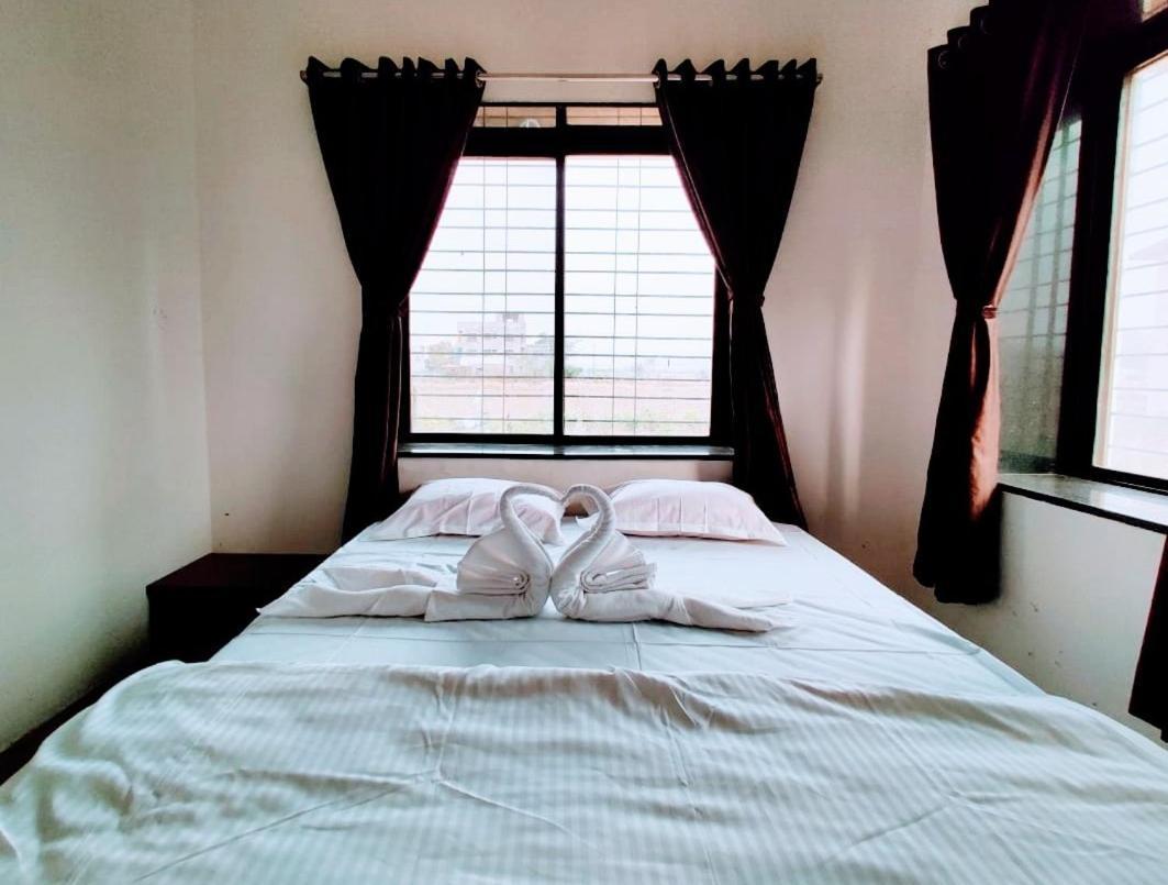 White Smoke Villa Igatpuri Ngoại thất bức ảnh